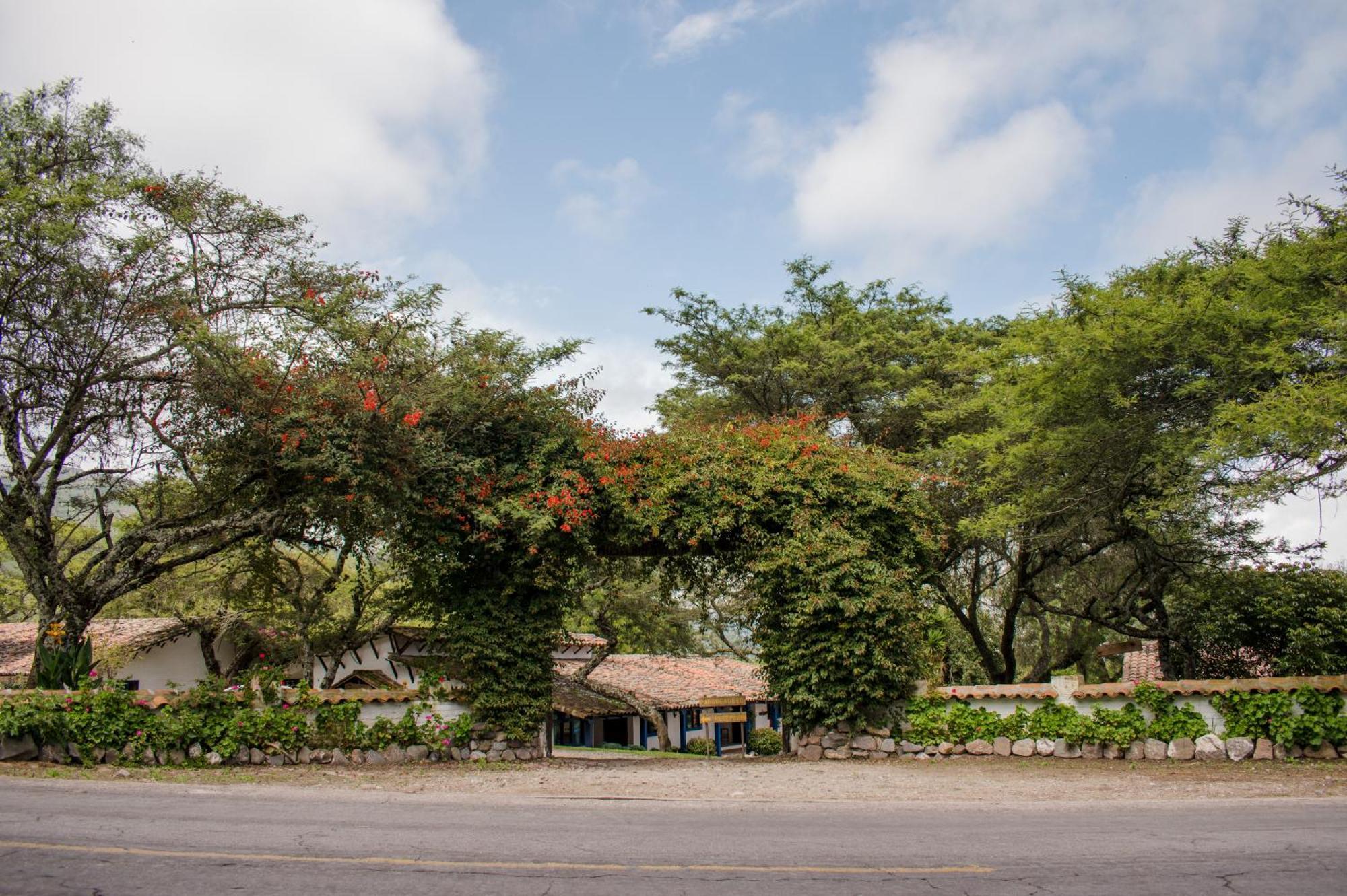 Hacienda San Francisco Hotel Tumbabiro Exterior photo